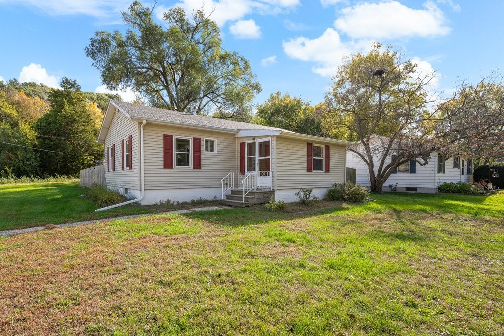 216 3rd Avenue