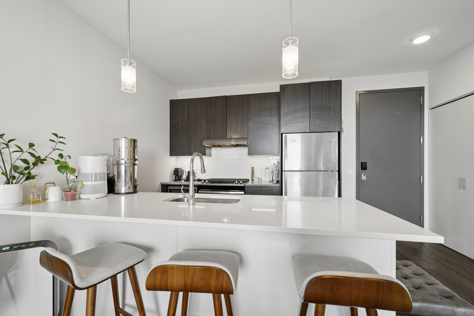 811 W Agatite Avenue 1404