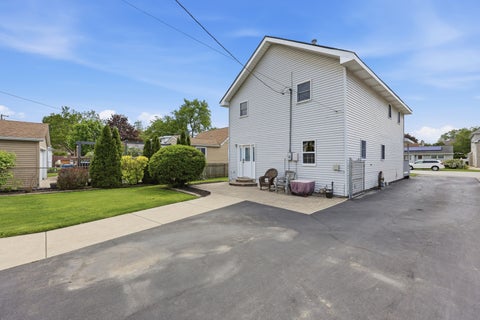 Tiny photo for 9637 Rutherford Avenue, Oak Lawn, IL 60453 (MLS # 12673240)