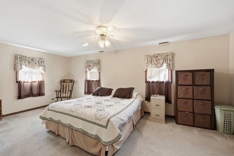 Tiny photo for 9637 Rutherford Avenue, Oak Lawn, IL 60453 (MLS # 12673240)