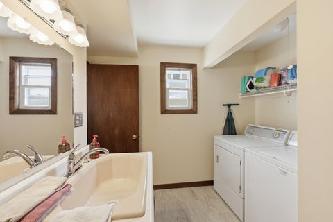 Tiny photo for 9637 Rutherford Avenue, Oak Lawn, IL 60453 (MLS # 12673240)