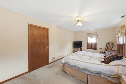 Tiny photo for 9637 Rutherford Avenue, Oak Lawn, IL 60453 (MLS # 12673240)