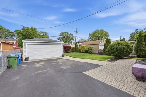 Tiny photo for 9637 Rutherford Avenue, Oak Lawn, IL 60453 (MLS # 12673240)