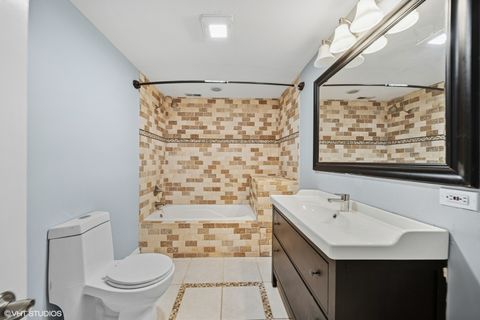 Tiny photo for 4759 S Forrestville Avenue #1W, Chicago, IL 60615 (MLS # 12575889)