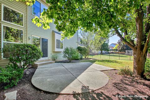 Tiny photo for 528 Cliffwood Lane, Gurnee, IL 60031 (MLS # 12389278)