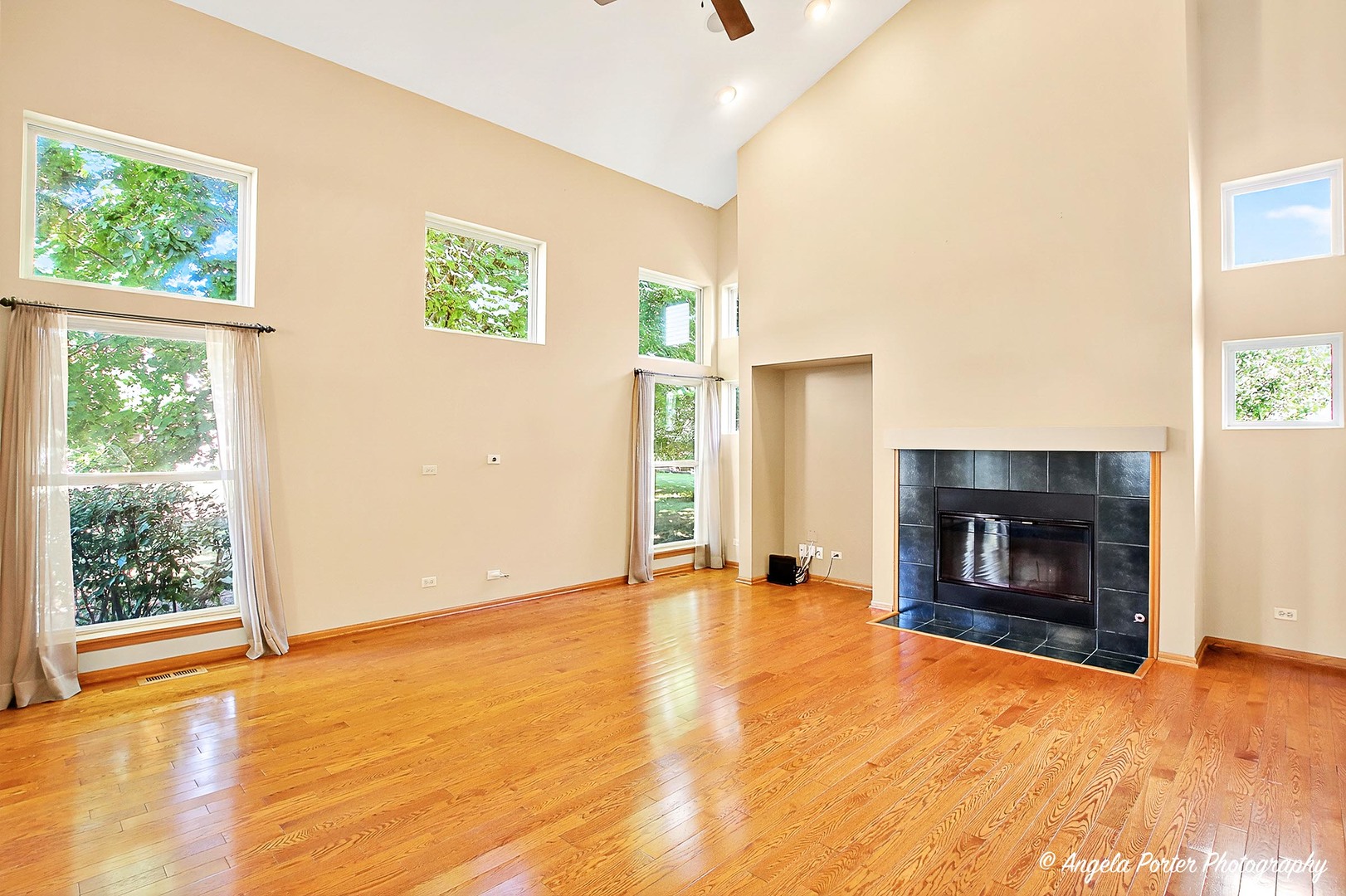 528 Cliffwood Lane