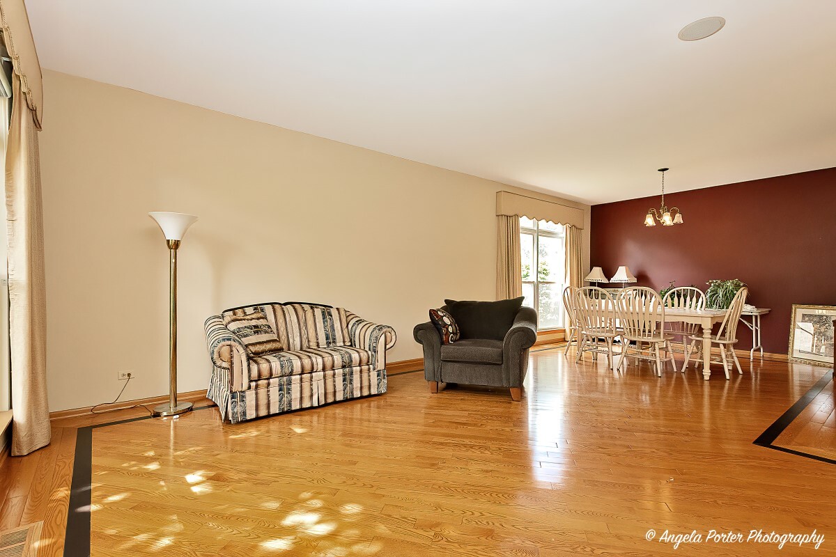 528 Cliffwood Lane