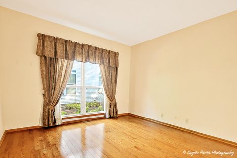 Tiny photo for 528 Cliffwood Lane, Gurnee, IL 60031 (MLS # 12389278)