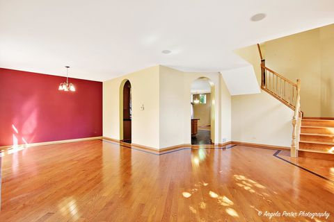 Tiny photo for 528 Cliffwood Lane, Gurnee, IL 60031 (MLS # 12389278)