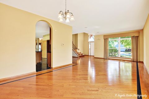 Tiny photo for 528 Cliffwood Lane, Gurnee, IL 60031 (MLS # 12389278)