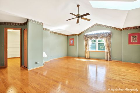 Tiny photo for 528 Cliffwood Lane, Gurnee, IL 60031 (MLS # 12389278)