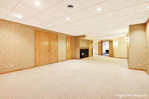 Tiny photo for 528 Cliffwood Lane, Gurnee, IL 60031 (MLS # 12389278)