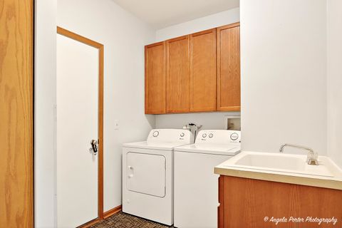 Tiny photo for 528 Cliffwood Lane, Gurnee, IL 60031 (MLS # 12389278)