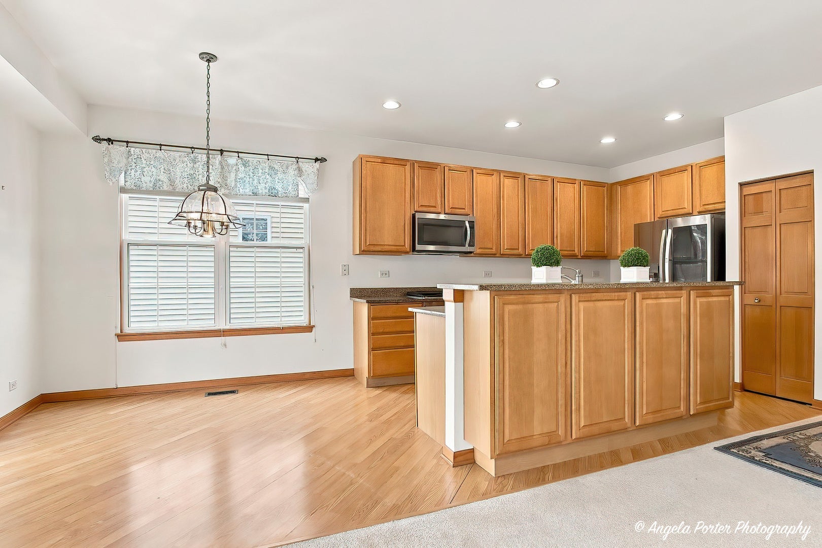 2231 Wilshire Court