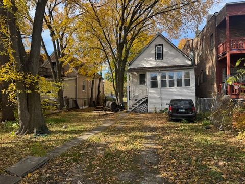 Tiny photo for 5607 S Laflin Avenue, Chicago, IL 60636 (MLS # 12537810)
