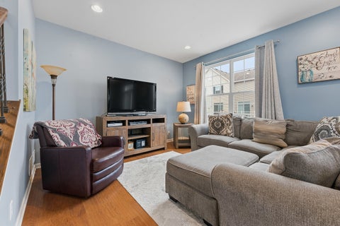 Tiny photo for 1581 Deer Pointe Drive, South Elgin, IL 60177 (MLS # 12755492)