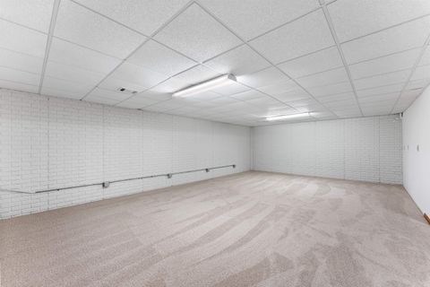 Tiny photo for 4004 W 30th Street, Davenport, IA 52804 (MLS # 100000381)