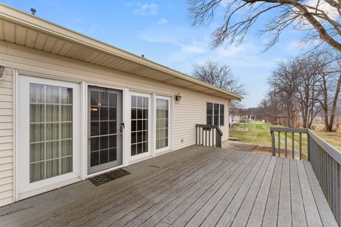 Tiny photo for 4004 W 30th Street, Davenport, IA 52804 (MLS # 100000381)