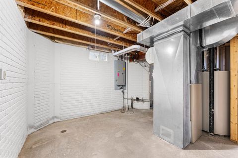 Tiny photo for 4004 W 30th Street, Davenport, IA 52804 (MLS # 100000381)