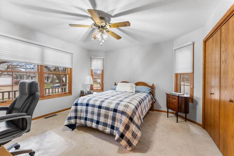 Tiny photo for 4004 W 30th Street, Davenport, IA 52804 (MLS # 100000381)