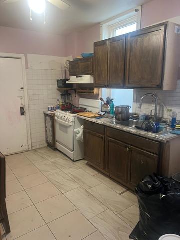 4400-4402 S HONORE Crest