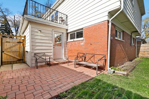 A home in Dolton