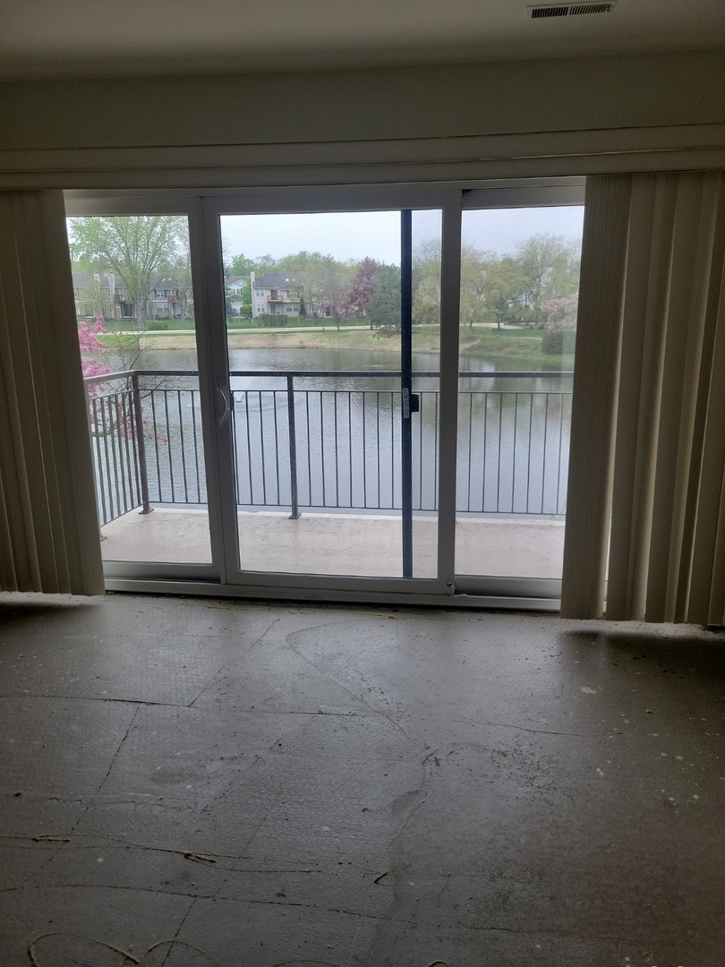 301 Lake Hinsdale Drive 209