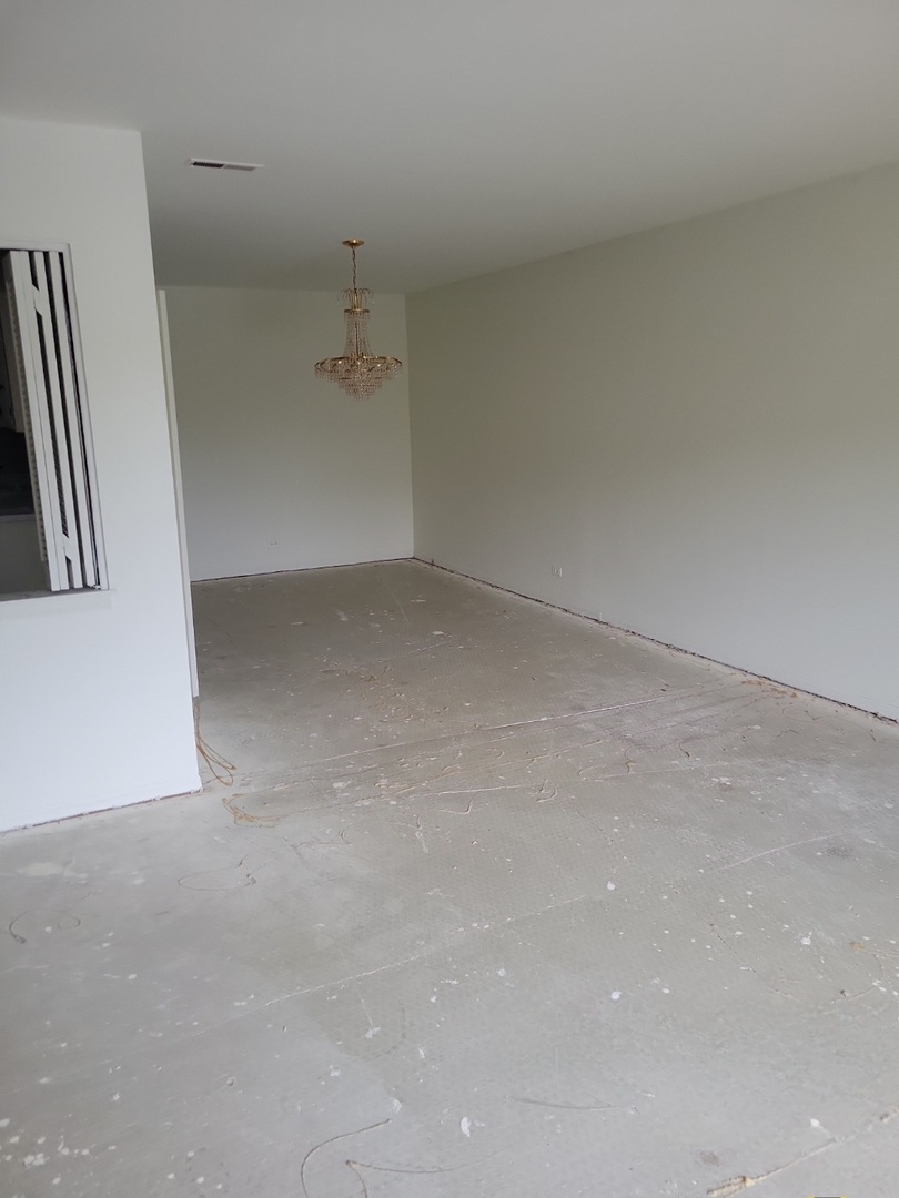 301 Lake Hinsdale Drive 209