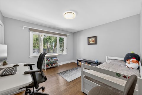 Tiny photo for 315 N Kenilworth Avenue, Elmhurst, IL 60126 (MLS # 12611027)