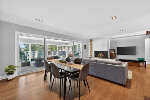 Tiny photo for 315 N Kenilworth Avenue, Elmhurst, IL 60126 (MLS # 12611027)