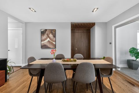 Tiny photo for 315 N Kenilworth Avenue, Elmhurst, IL 60126 (MLS # 12611027)