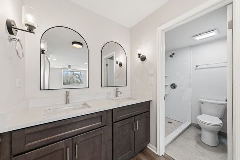 Tiny photo for 450 Raintree Court #3P, Glen Ellyn, IL 60137 (MLS # 12550398)