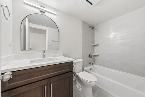 Tiny photo for 450 Raintree Court #3P, Glen Ellyn, IL 60137 (MLS # 12550398)