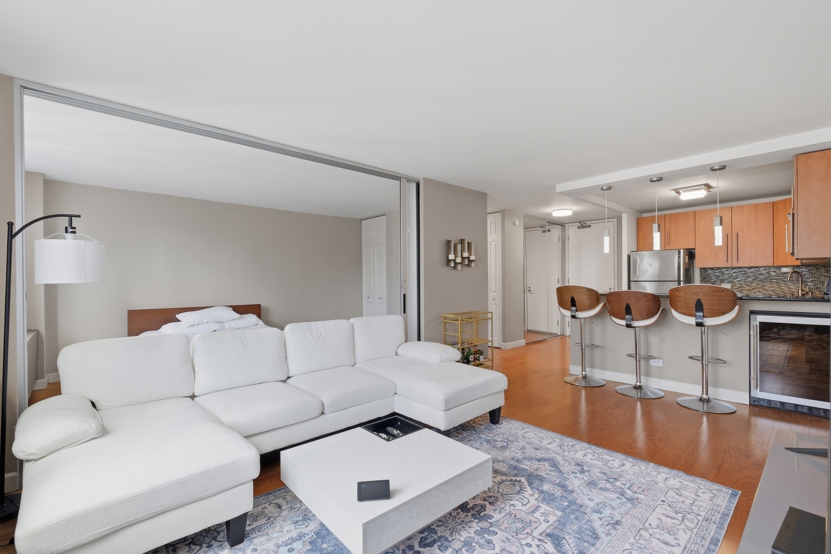 400 E Randolph Street 3314