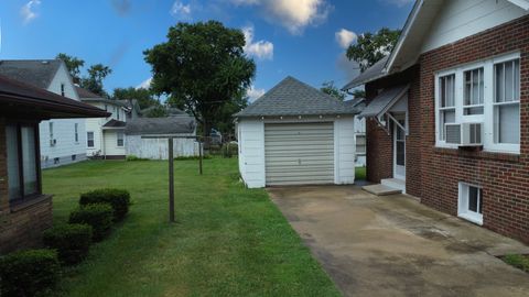 Tiny photo for 317 S 4th Street, Watseka, IL 60970 (MLS # 12448928)
