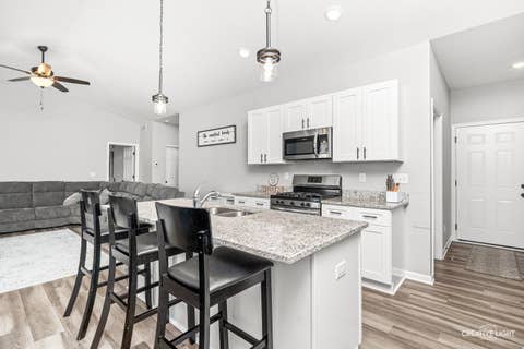 Tiny photo for 1209 Oakmont Court, Sandwich, IL 60548 (MLS # 12702595)