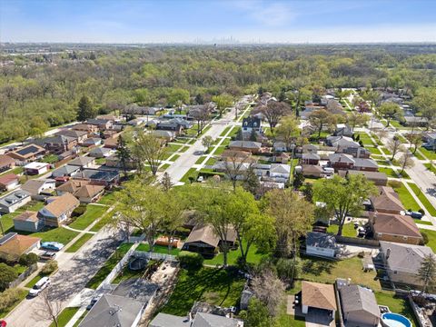 Tiny photo for 9135 26th Place, Brookfield, IL 60513 (MLS # 12622787)