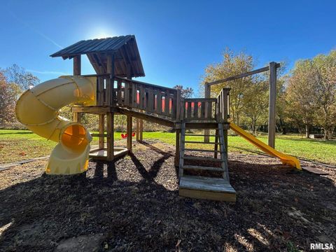 Tiny photo for 1591 N Reed Station Road, Carbondale, IL 62901 (MLS # EB460158)