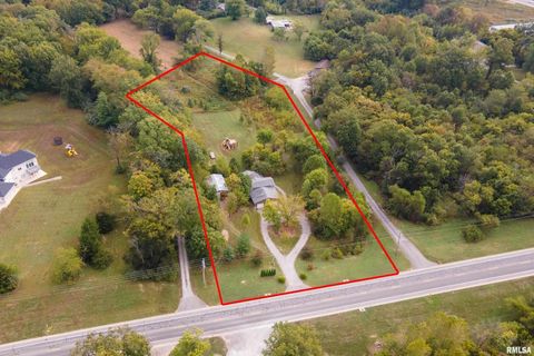 Tiny photo for 1591 N Reed Station Road, Carbondale, IL 62901 (MLS # EB460158)