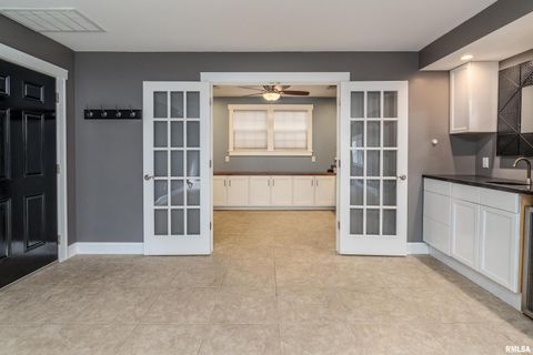 Tiny photo for 1591 N Reed Station Road, Carbondale, IL 62901 (MLS # EB460158)