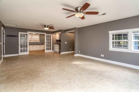 Tiny photo for 1591 N Reed Station Road, Carbondale, IL 62901 (MLS # EB460158)