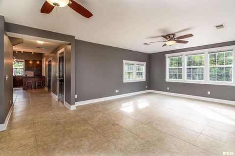 Tiny photo for 1591 N Reed Station Road, Carbondale, IL 62901 (MLS # EB460158)