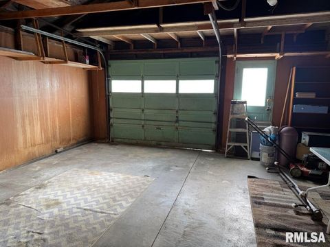 Tiny photo for 1005 S 5TH Street, Quincy, IL 62301 (MLS # QC4269433)