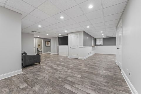 Tiny photo for 6209 Whiteoak Drive, McHenry, IL 60050 (MLS # 12516532)