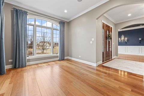 Tiny photo for 6209 Whiteoak Drive, McHenry, IL 60050 (MLS # 12516532)