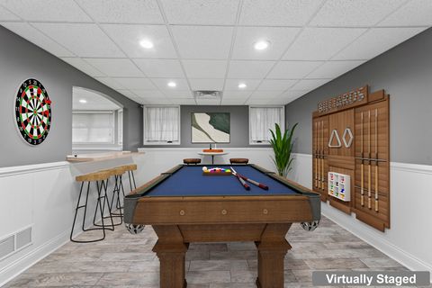 Tiny photo for 6209 Whiteoak Drive, McHenry, IL 60050 (MLS # 12516532)