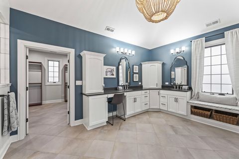 Tiny photo for 6209 Whiteoak Drive, McHenry, IL 60050 (MLS # 12516532)