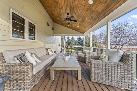 Tiny photo for 6209 Whiteoak Drive, McHenry, IL 60050 (MLS # 12516532)