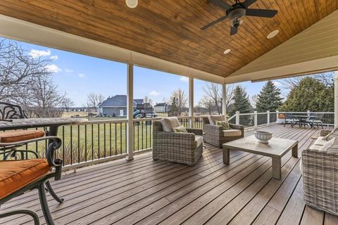 Tiny photo for 6209 Whiteoak Drive, McHenry, IL 60050 (MLS # 12516532)