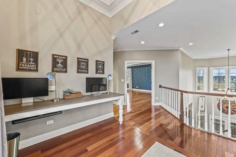 Tiny photo for 6209 Whiteoak Drive, McHenry, IL 60050 (MLS # 12516532)